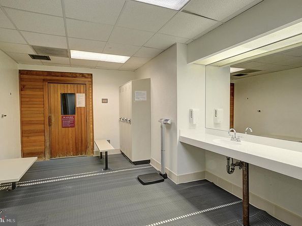 5225 Pooks Hill Road 324N, Bethesda MD 20814