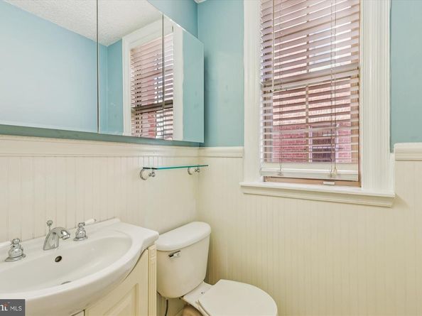 1401 Columbia Road NW 209, Washington DC 20009