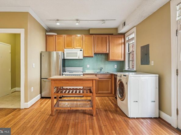 1401 Columbia Road NW 209, Washington DC 20009