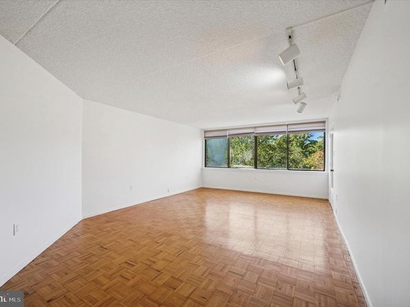 19 Rock Hill Road 7D, Bala Cynwyd PA 19004