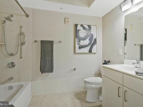 1000 New Jersey Avenue SE 914, Washington DC 20003