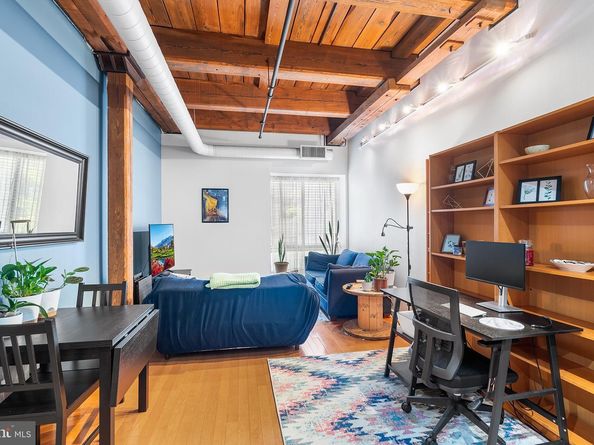 301 Race Street 410, Philadelphia PA 19106