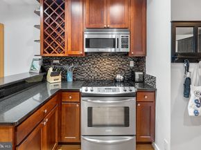 301 Race Street 410, Philadelphia PA 19106