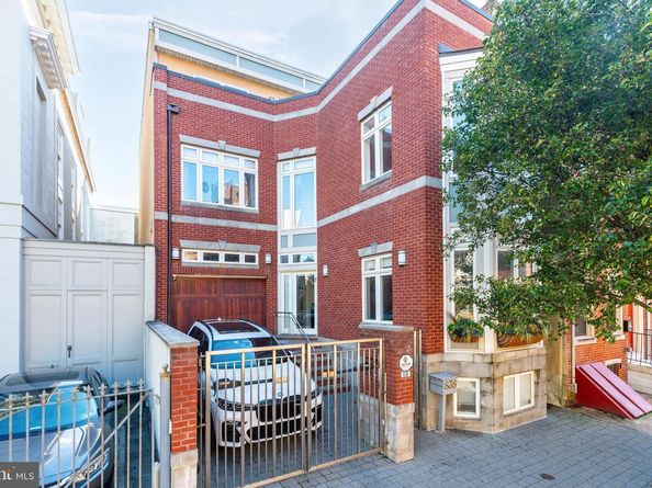 838 Lombard Street, Philadelphia PA 19147