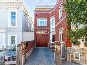 838 Lombard Street