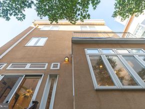 838 Lombard Street, Philadelphia PA 19147