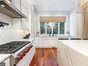 838 Lombard Street, Philadelphia PA 19147