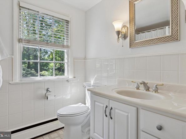 711 Custis Road, Glenside PA 19038