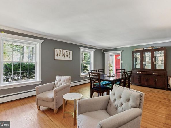 711 Custis Road, Glenside PA 19038