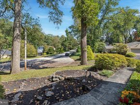 711 Custis Road, Glenside PA 19038