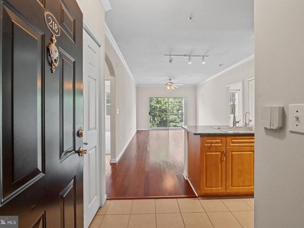 12953 Centre Park Circle 218, Herndon VA 20171