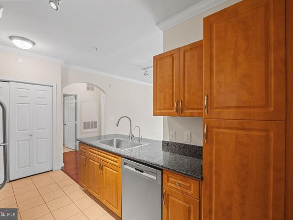 12953 Centre Park Circle 218, Herndon VA 20171