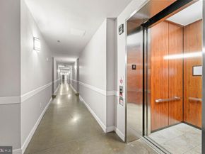 12953 Centre Park Circle 218, Herndon VA 20171