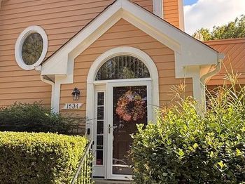 1534 Church Hill Place