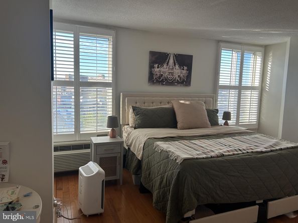 1800 R Street NW 808, Washington DC 20009