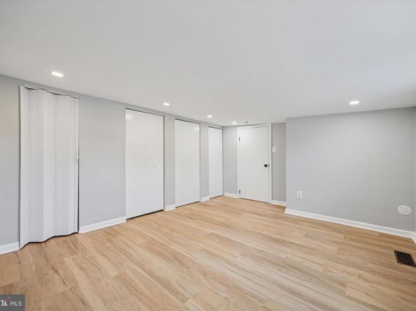 6 N Love Lane, Norwood PA 19074