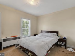 350 Green Lane, Philadelphia PA 19128