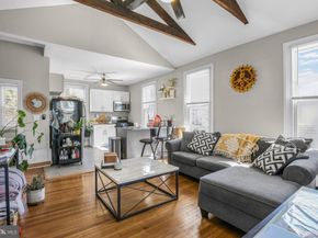 350 Green Lane, Philadelphia PA 19128