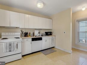 350 Green Lane, Philadelphia PA 19128