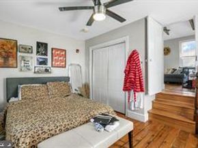 350 Green Lane, Philadelphia PA 19128