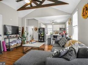 350 Green Lane, Philadelphia PA 19128
