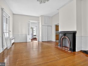 350 Green Lane, Philadelphia PA 19128