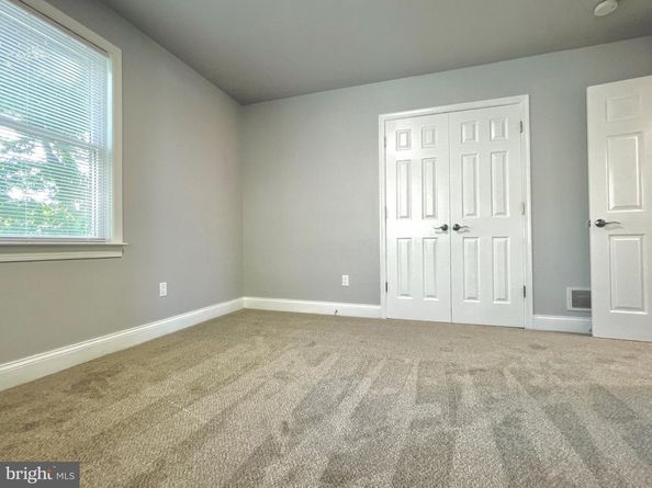 200 Barker Avenue, Sharon Hill PA 19079