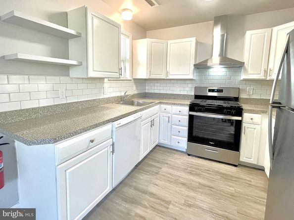 200 Barker Avenue, Sharon Hill PA 19079