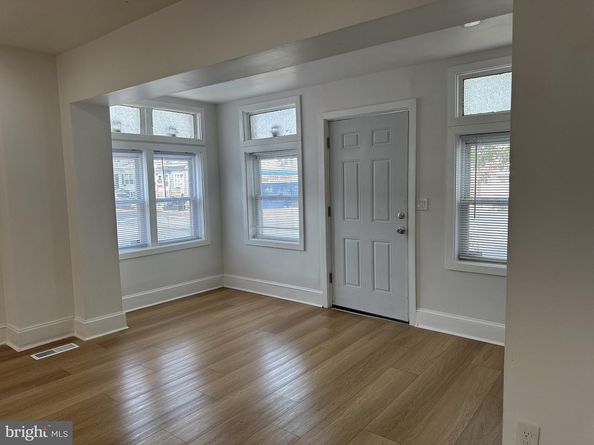 2600 S 61st Street, Philadelphia PA 19142
