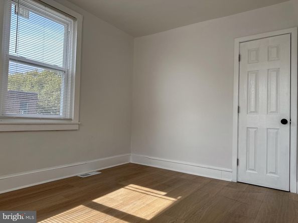 2600 S 61st Street, Philadelphia PA 19142