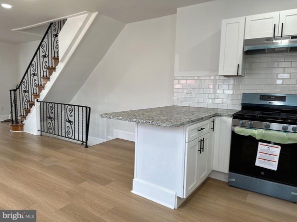 2600 S 61st Street, Philadelphia PA 19142
