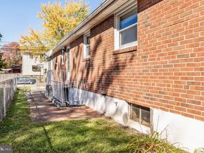 121 Swarthmore Avenue, Folsom PA 19033