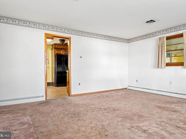 121 Swarthmore Avenue, Folsom PA 19033