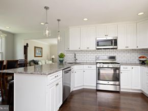 5967 Griscomb Drive, Bensalem PA 19020