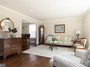 5967 Griscomb Drive, Bensalem PA 19020