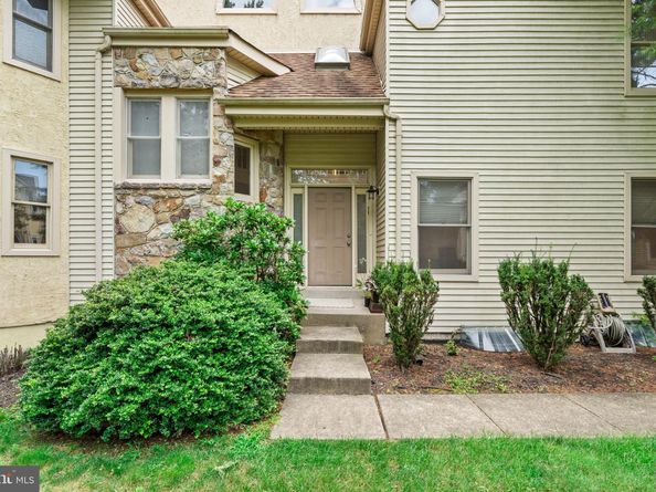 256 Sycamore Circle, Feasterville Trevose PA 19053