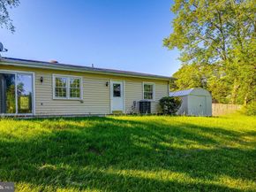 413 Harding Court, Sterling VA 20164