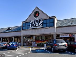 5101 River Road 712, Bethesda MD 20816