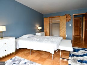 5101 River Road 712, Bethesda MD 20816