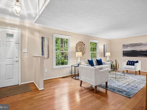 1877 Post Oak Trail, Reston VA 20191