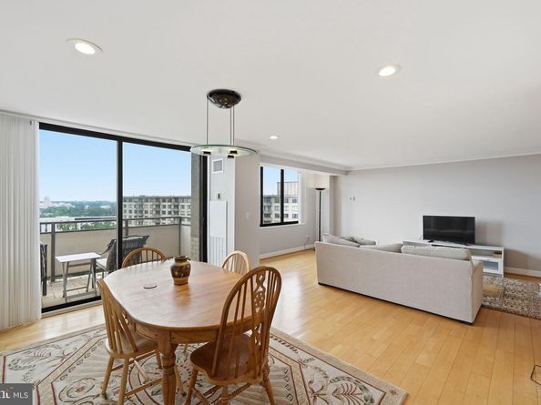 5225 Pooks Hill Road 1819N, Bethesda MD 20814