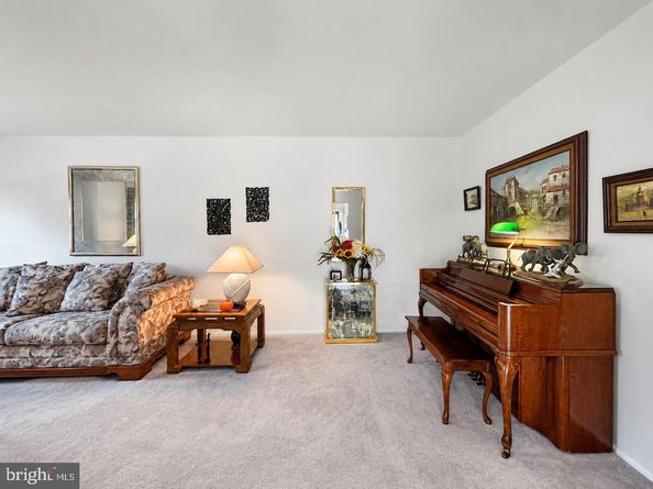 15129 Kovats Drive, Philadelphia PA 19116