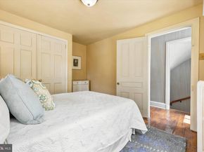 104 W Gravers Lane, Philadelphia PA 19118