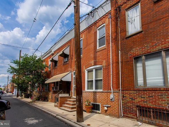 2417 S Mole Street, Philadelphia PA 19145