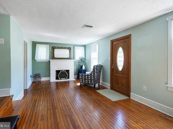 908 2nd Street Pike, Southampton PA 18966