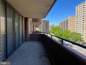 4550 N Park Avenue 512, Chevy Chase MD 20815