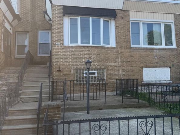 5415 W Montgomery Avenue, Philadelphia PA 19131