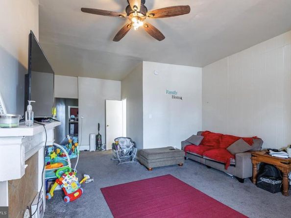 5225 Chester Avenue, Philadelphia PA 19143