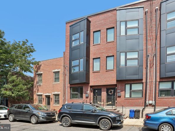 2656 Salmon Street, Philadelphia PA 19125