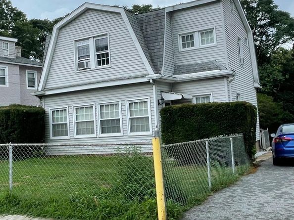 1829 Shallcross Avenue, Folcroft PA 19032